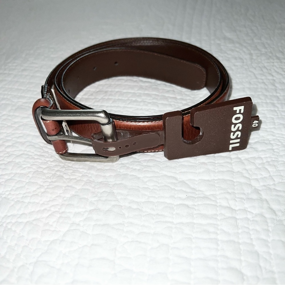 FOSSIL Woodrow Dark Brown Genuine Leather Belt Mens NWT Sz 40 - Picture 3 of 11